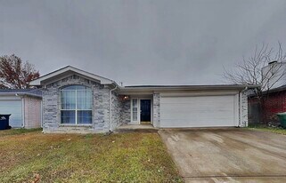 721 Charles City Dr in Arlington, TX - Building Photo