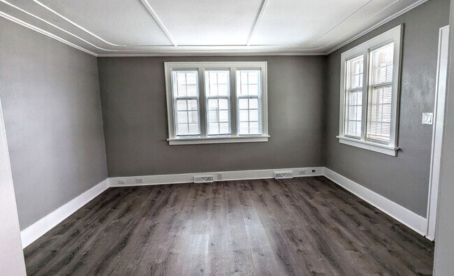 1125 Pennoyer Ave in Grand Haven, MI - Building Photo - Building Photo