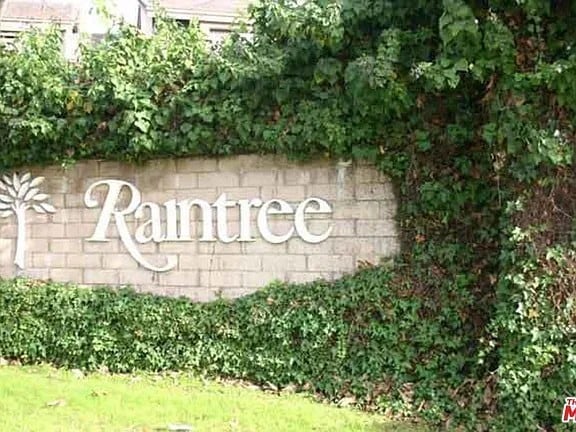 property at 3113 Raintree Cir