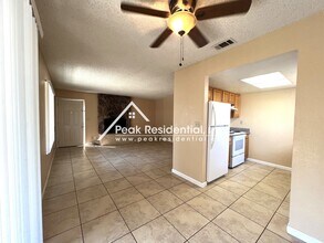 8909 Rancho Grande Ct in Elk Grove, CA - Building Photo - Building Photo