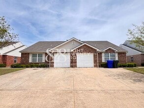 1917 Leeds Ln in Norman, OK - Building Photo - Building Photo
