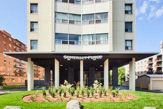Somerset Place Apartments in London, ON - Building Photo - Building Photo