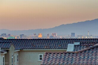 2555 Hampton Rd in Henderson, NV - Building Photo - Building Photo