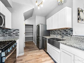 4909 Spencer Ave in Lisle, IL - Building Photo - Building Photo