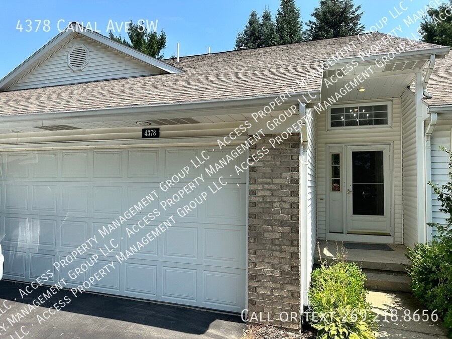 4378 Canal Ave SW in Grandville, MI - Building Photo