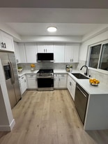 8402 Larson Ave, Unit 3 in Garden Grove, CA - Building Photo