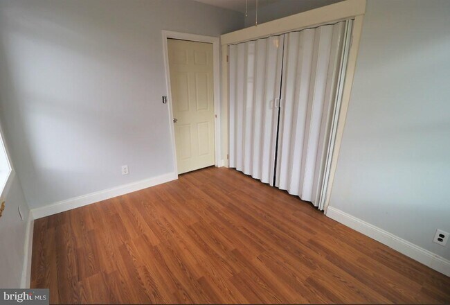 3404 Mantua Ave photo'