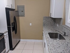 928 SW 8th Ave in Miami, FL - Building Photo - Building Photo