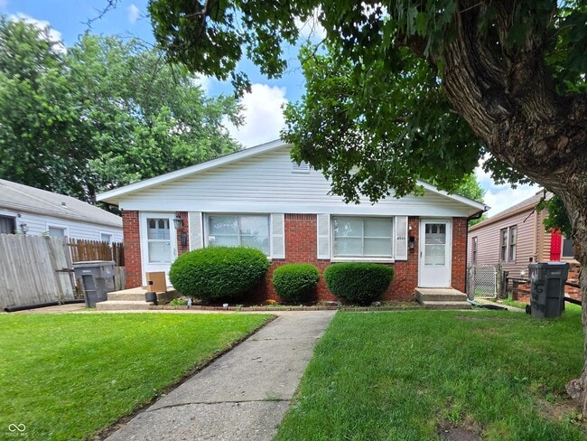 property at 2036 Calhoun St