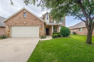 1441 Meadows Ave in Lantana, TX - Building Photo