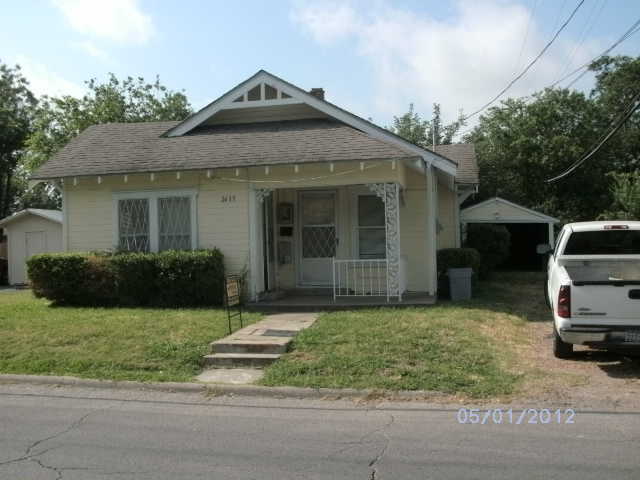 property at 2615 Stanford St