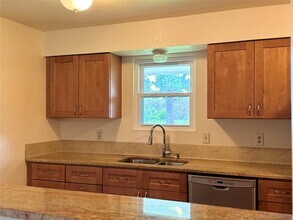 688 County Rd 6681 in Dayton, TX - Building Photo - Building Photo