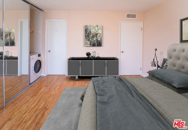 18350 Hatteras St-Unit -141 in Los Angeles, CA - Building Photo - Building Photo