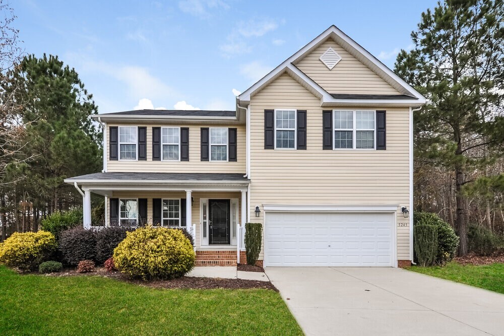 5245 Emerald Spring Dr in Knightdale, NC - Building Photo