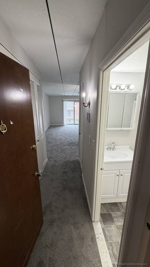 60 Greentree Ln, Unit 2 in Weymouth, MA - Building Photo - Building Photo