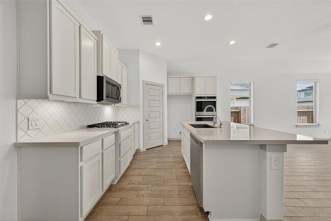 property at 29215 Pikes Peak Dr