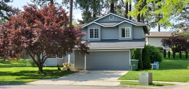 property at 201 S Riverwood Ct