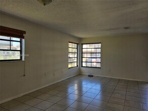 13220 SW 58th Terrace in Miami, FL - Building Photo - Building Photo