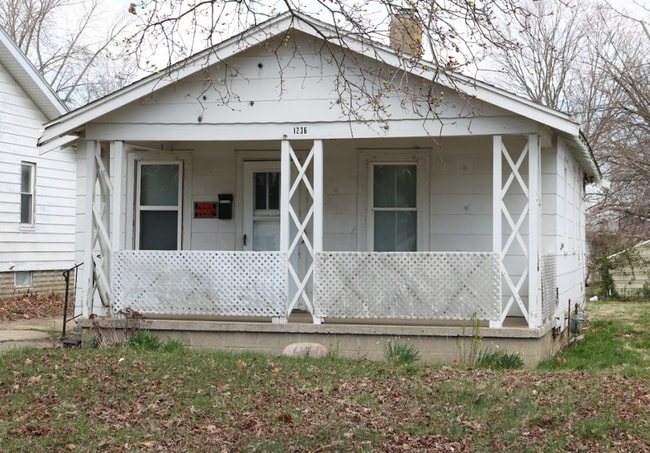 property at 1236 E Moore St