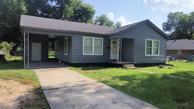property at 2202 W 15th Ave