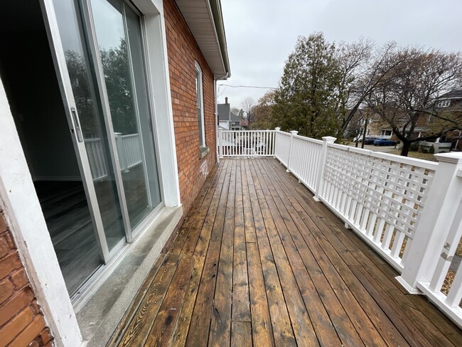 133 Essex St in Sarnia, ON - Building Photo - Building Photo