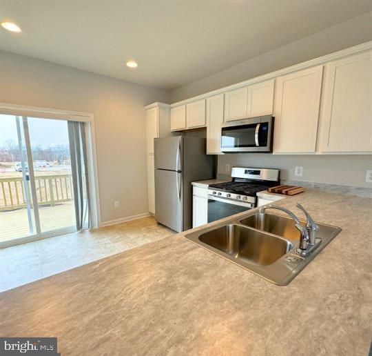 146 Galaxy Pl in Stephenson, VA - Building Photo