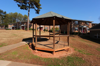 Bolden Pines Apartments in Decatur, GA - Building Photo - Building Photo