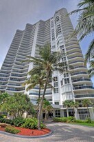 16711 Collins Ave in North Miami Beach, FL - Building Photo