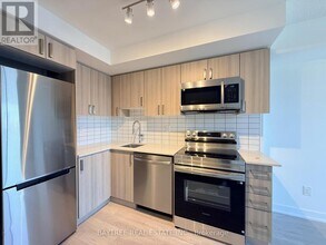 1010 Sandy Beach Rd in Pickering, ON - Building Photo - Building Photo