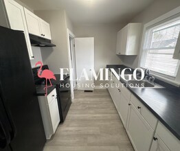 221 N Maple Ave in Fairborn, OH - Building Photo - Building Photo