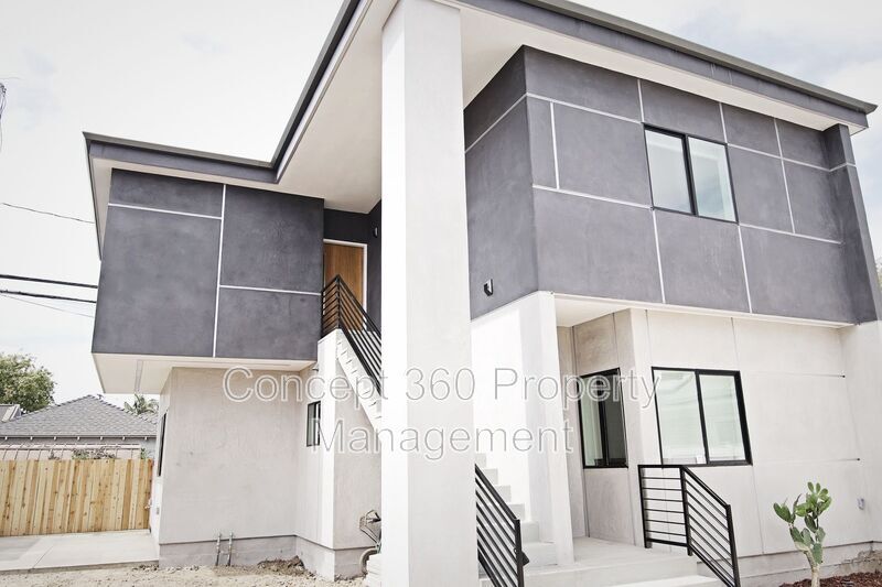 2293 Termino Ave in Long Beach, CA - Building Photo