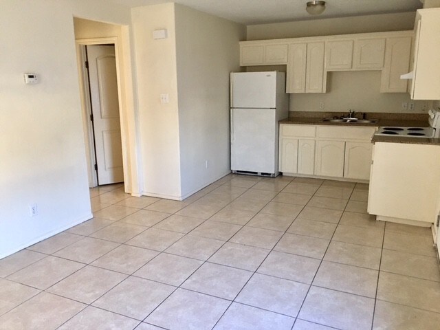 405 Rockport St, Unit A