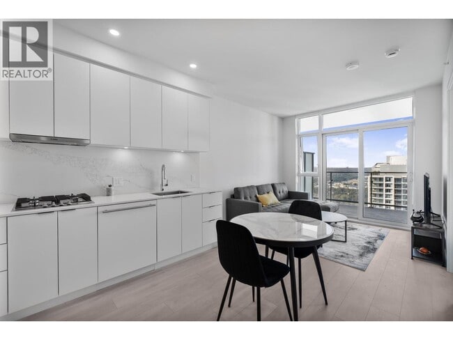 property at 537 Cottonwood Ave