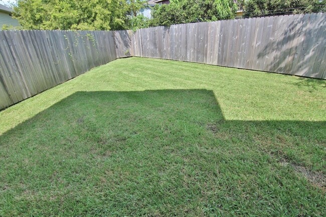 5903 Santa Cecilia Ln in Houston, TX - Building Photo - Building Photo