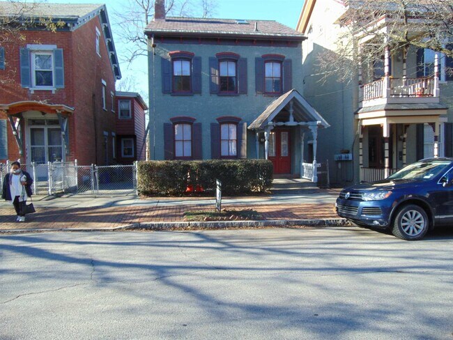 property at 6 Grand St