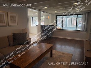 609 Edgewood Ave in Hendersonville, NC - Building Photo - Building Photo
