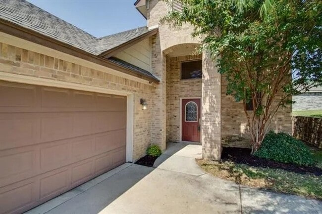 property at 5103 Chesterfield Pl