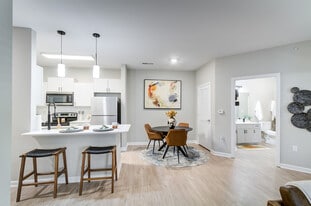 Forty57 Apartments in Lexington, KY - Building Photo