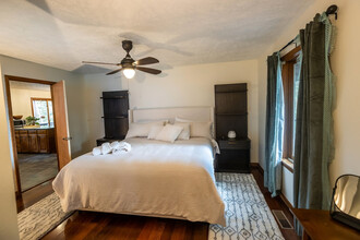 81 Stoppel Rd in Eureka Springs, AR - Building Photo - Building Photo