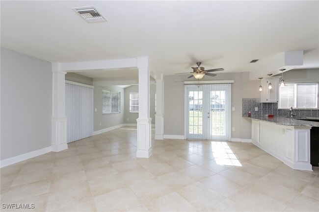 5487 Kenwood Dr