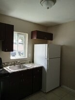 2721 NW 1st St in Pompano Beach, FL - Building Photo