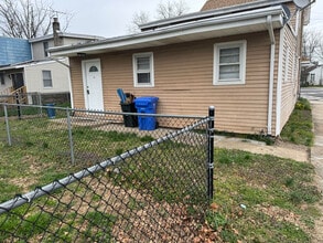500 Poplar St, Unit C in Delanco, NJ - Building Photo - Building Photo