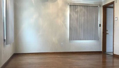 308 Majestic Dr in Toledo, OH - Building Photo - Building Photo