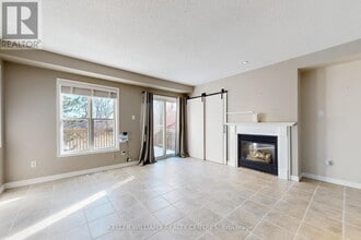 511 Winkworth Ct in Newmarket, ON - Building Photo - Building Photo