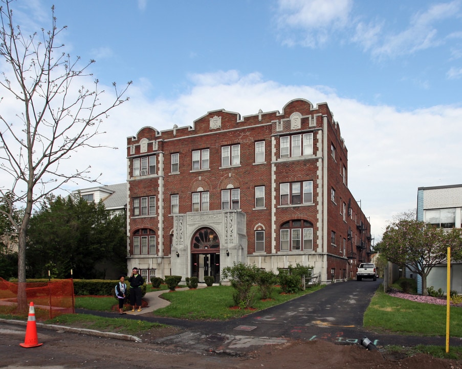 Flower City Apartments in Rochester, NY - Foto de edificio