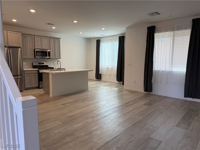 property at 8851 Flora Run Ave