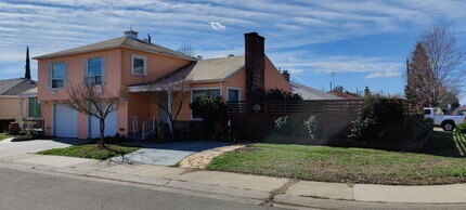3000-3002 55th St in Sacramento, CA - Building Photo - Building Photo