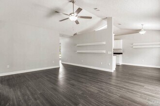 1068 Joaquin Rd in Pensacola, FL - Building Photo - Building Photo