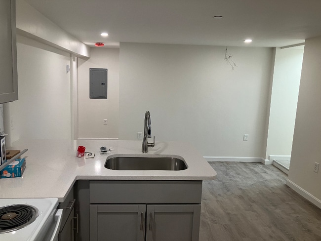 622 Cummins Hwy in Boston, MA - Foto de edificio - Building Photo