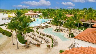 10005 Valiant Ct in Miromar Lakes, FL - Building Photo